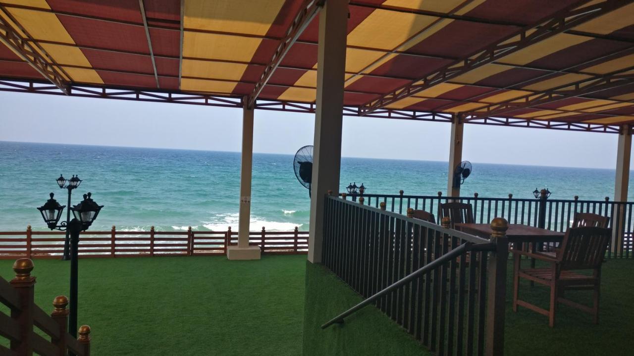 Sur Bandar Al Ayjah Hotel Apartments Bagian luar foto