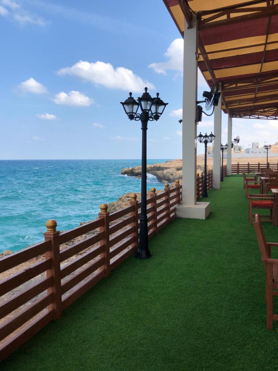 Sur Bandar Al Ayjah Hotel Apartments Bagian luar foto