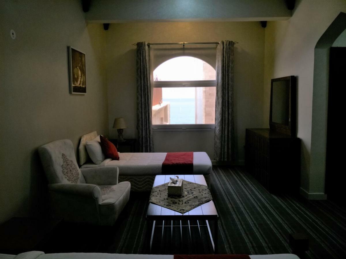 Sur Bandar Al Ayjah Hotel Apartments Bagian luar foto